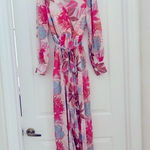 Flowy Maxi dress in Tropical Print pairs beautifully with sandals or wedge heels